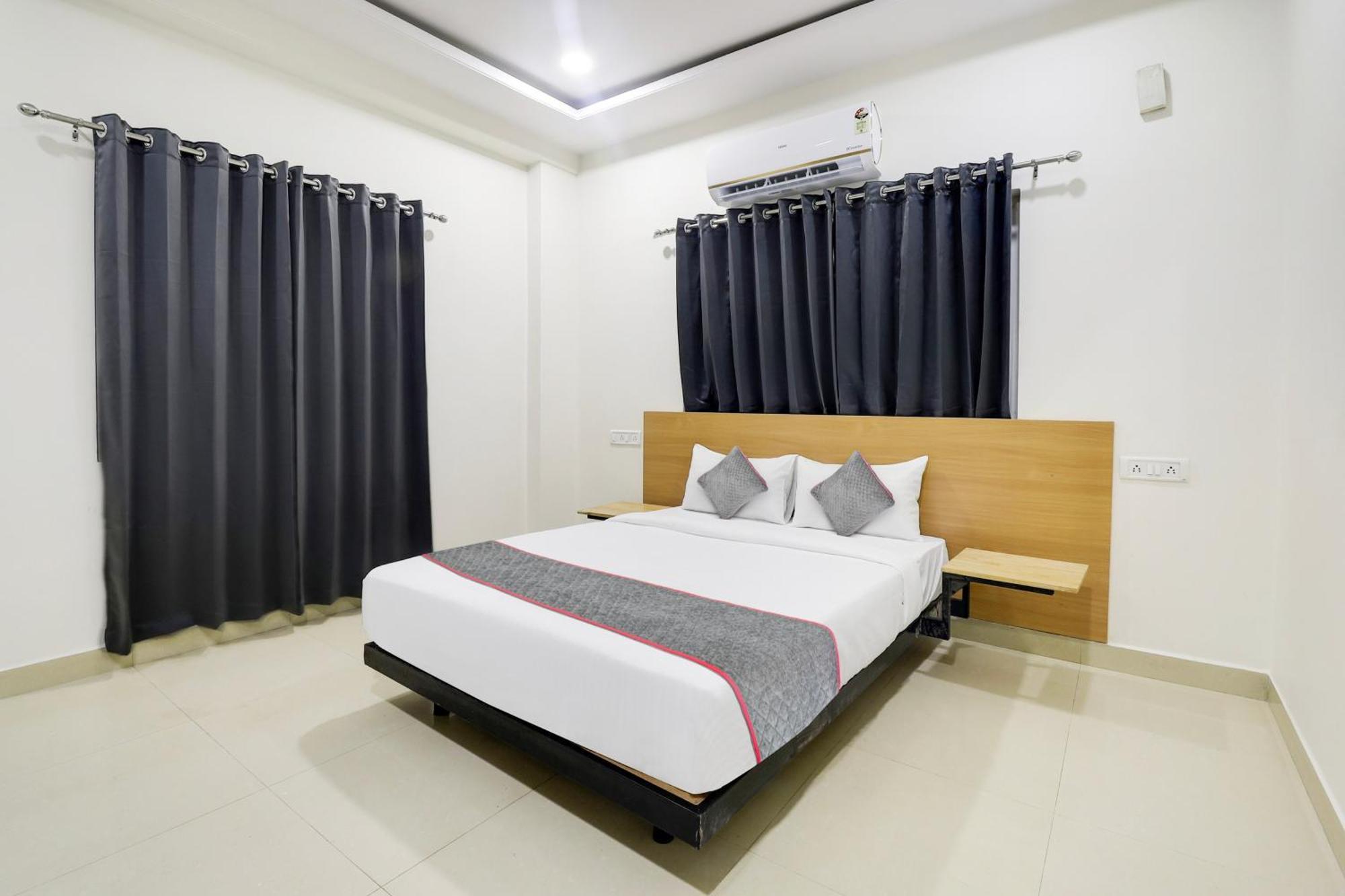 Super Townhouse De Alphabet Hotel Kukatpally Nexus Mall Хайдарабад Экстерьер фото